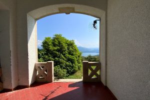 Wonderfull vintage apartment with Maggiore Lake view