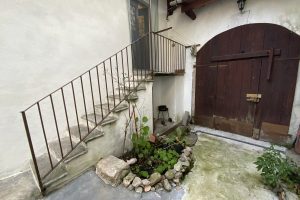 Piccola casa indipendente in centro storico Vezzo Gignese