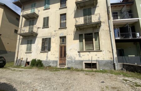 Grande casa d’epoca in centro Gignese