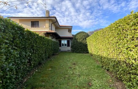 Villa con giardino centro Gignese