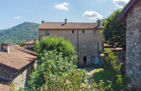 Antico casale di sapore colline di Stresa