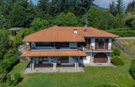 Villa in complesso esclusivo colline Stresa Villa in complesso esclusivo colline Stresa
